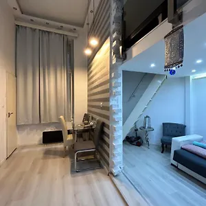 Roland Downtown - Akacfa Apartament Budapeszt